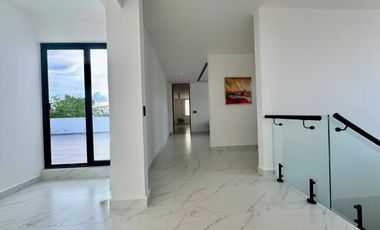 Residencia de Lujo en Venta - Lagos del Sol - Vista al Lago