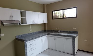 Casa Rentera en Venta, Parroquia Virgen del Fatima, MaxB