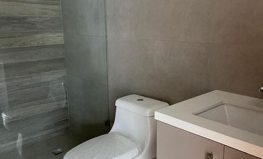Casa en urbanización, sector Av. Solano