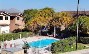 Casa en Venta en Alberto Undurraga cercano a Lincoln College