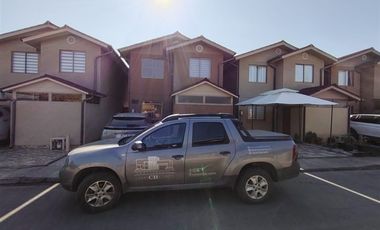 Casa en Venta en Alberto Undurraga cercano a Lincoln College