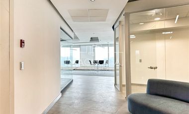 Oficina en Arriendo en Perfecta conectividad Las Condes Vitacura