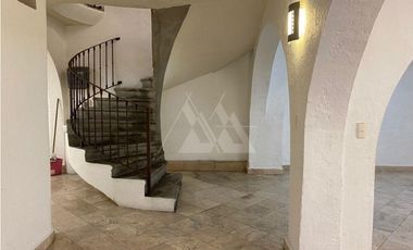 Venta ó Renta de Edificio Comercial  en el Centro de Cuernavaca Mor.