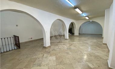 Venta ó Renta de Edificio Comercial  en el Centro de Cuernavaca Mor.