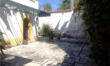 Casa Venta Un Nivel con Uso de Suelo Comercial, Centro Cuernavaca