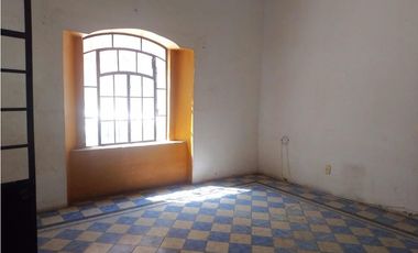Casa Venta Un Nivel con Uso de Suelo Comercial, Centro Cuernavaca