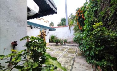 Casa Venta Un Nivel con Uso de Suelo Comercial, Centro Cuernavaca