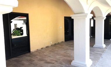 Venta Casa Un Nivel, con Depto. Indep., Lomas de Cuernavaca. Mor.