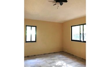 Venta Casa Un Nivel, con Depto. Indep., Lomas de Cuernavaca. Mor.