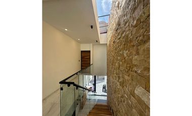 Venta Casa Nueva Moderna, Fracc. Las Fincas, Jiutepec Mor