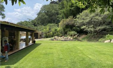 Casa en venta  un nivel en Tepoztlán, Morelos