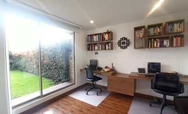 Hermosa casa en Condominio Casa de la Montaña, sector Chuntame en Cajicá.