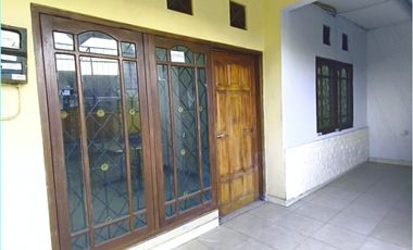 BU Pinggir Jalan, Jual Rumah Murah Banting Harga Butuh Uang Area Congcat