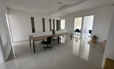 Oficina en Renta Ciudad Judicial, piso completo