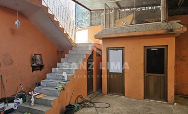 Irrigación: Bodega céntrica con 2 oficinas