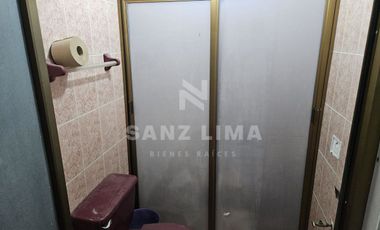 Irrigación: Bodega céntrica con 2 oficinas