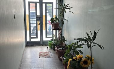 Edificio con casa en venta cerca del aeropuerto de la CDMX.