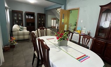 Edificio con casa en venta cerca del aeropuerto de la CDMX.