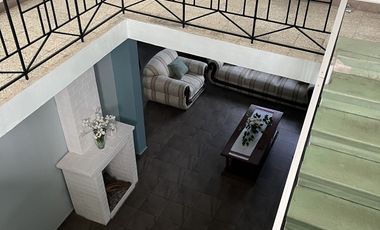 Edificio con casa en venta cerca del aeropuerto de la CDMX.