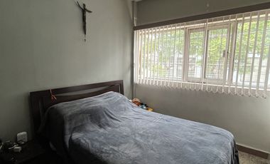 Edificio con casa en venta cerca del aeropuerto de la CDMX.