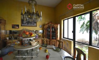 Casa de Lujo en Venta como Terreno para desarrollo vertical