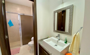 CASA DE 3 RECÁMARAS EN VENTA EN EL FRACCIONAMIENTO VISTA ALTA RESIDENCIAL