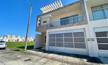 CASA DE 3 RECÁMARAS EN VENTA EN EL FRACCIONAMIENTO VISTA ALTA RESIDENCIAL