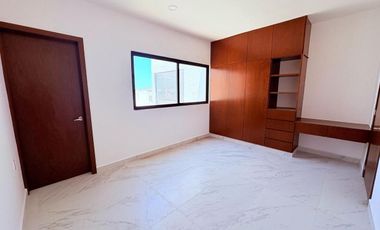 Casa en Venta en Veracruz Fracc. Lomas del Dorado en Esq. Frente a Área Verde.