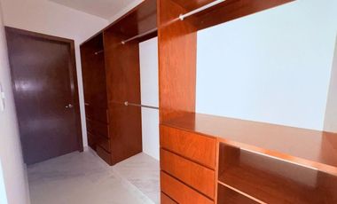 Casa en Venta en Veracruz Fracc. Lomas del Dorado en Esq. Frente a Área Verde.