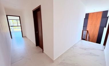 Casa en Venta en Veracruz Fracc. Lomas del Dorado en Esq. Frente a Área Verde.