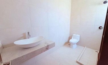 Casa en Venta en Veracruz Fracc. Lomas del Dorado en Esq. Frente a Área Verde.