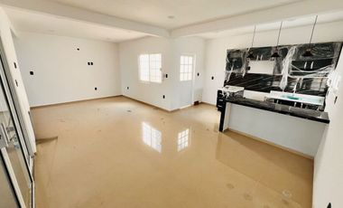 Casa en Venta en Veracruz en Esquina Col. López Meteos Veracruz.