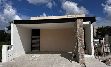 PREVENTA CASA DUO TEMOZON DE UNA PLANTA 2 REC PISCINA