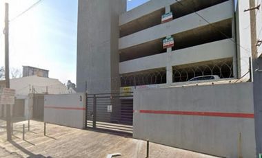 VENTA COCHERA MAS BAULERA 100% FINANCIADA, 1ER SUBSUELO. PARKING PAZ, QUILMES.
