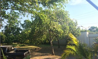 Venta de Excelente Terreno y Casa