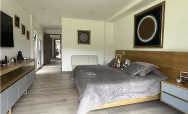 Venta de Exclusiva Casa en Llanogrande Unidad Cerrada Sector Cabeceras