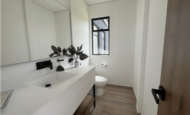 Venta de Exclusiva Casa en Llanogrande Unidad Cerrada Sector Cabeceras