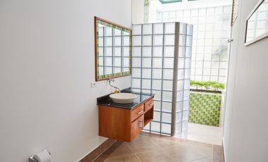 HERMOSA FINCA EN LA SIRIA CON HERMOSA VISTA A FARALLONES