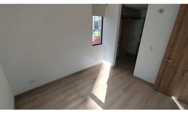 Cajica, El Molino, 45 M2, piso 1, sol mañana