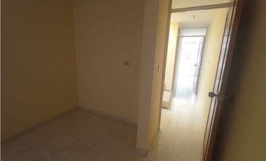 R366 ARRIENDO CASA BARRIO MARANDU