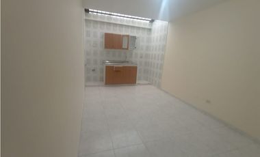 R366 ARRIENDO CASA BARRIO MARANDU