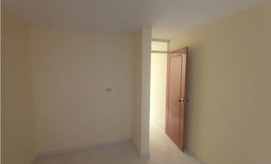 R366 ARRIENDO CASA BARRIO MARANDU
