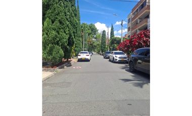 Se Arrienda Local Laureles Edificio Portales