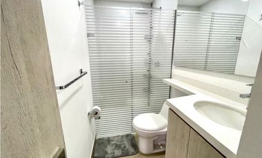 Arriendo sector Envigado La Paz. Amoblado