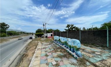 Venta de lote en Aeromar