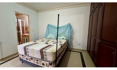 Apartamento dúplex en venta / permuta Barrio Las Flores Palmira Valle