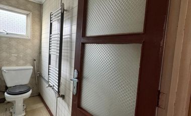 AMPLIA PROPIEDAD EN ARRIENDO PARA VIVIENDA O USO COMERCIAL