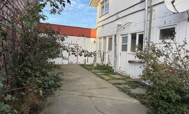 AMPLIA PROPIEDAD EN ARRIENDO PARA VIVIENDA O USO COMERCIAL