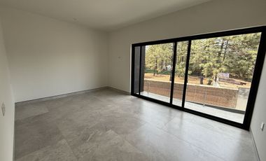 Casa en RENTA en Col. Jesús del Monte, en Morelia