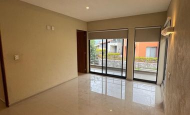 Casa NUEVA en RENTA en Club de Golf Altozano, Morelia